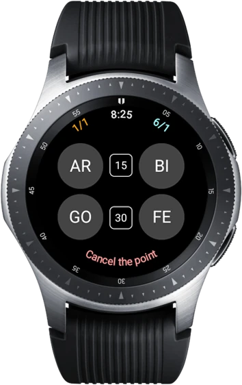 Montre Galaxy sous Wear OS affichant l'application Padel Stat : le score du match et quatre touches d'encodage du point