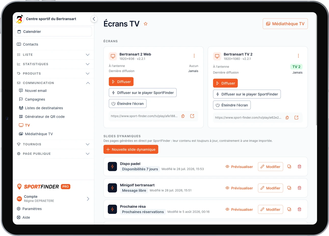 La page « Écrans TV » du back-office : les écrans du club et la liste des slides dynamiques