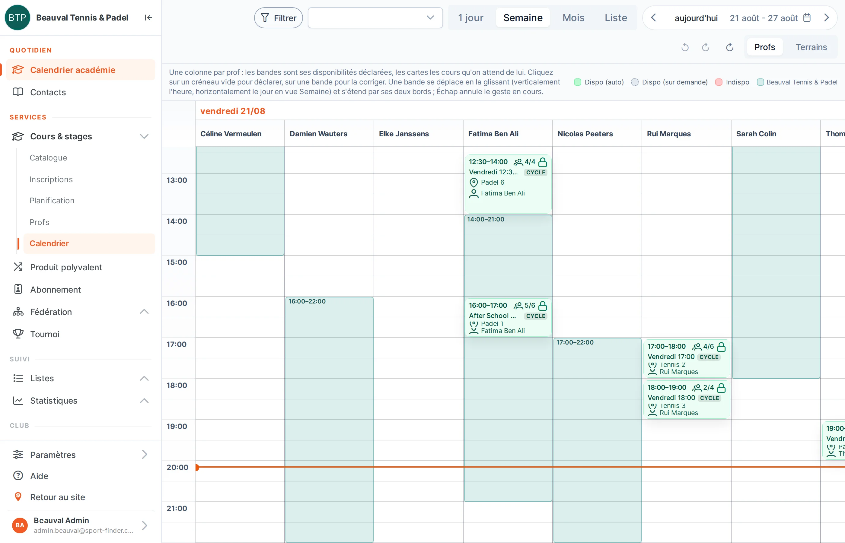 Le calendrier académie de SportFinder en vue Profs : une colonne par prof, les bandes de disponibilité déclarées et les cartes des cours attendus