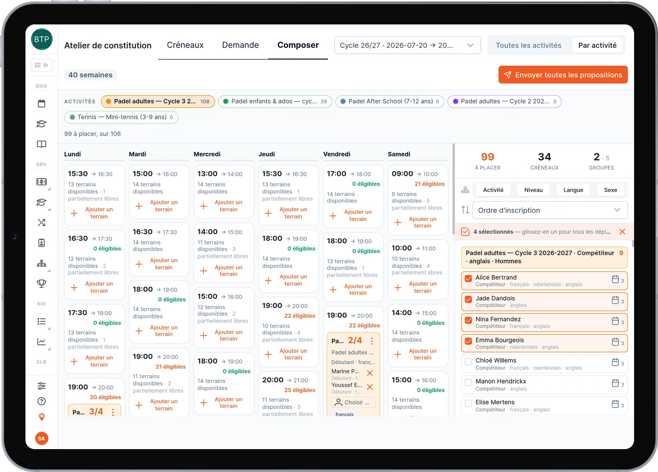 L'atelier de constitution de SportFinder : les joueurs à placer à droite, les créneaux de la semaine à gauche, avec des filtres par activité, niveau, langue et sexe